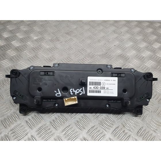 Cuadro Instrumentos para Peugeot 208 (P2)