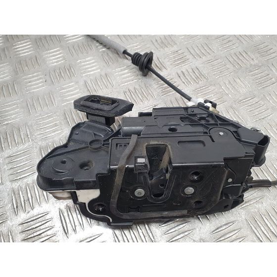 Cerradura Puerta Delantera Izquierda Para Volkswagen Polo