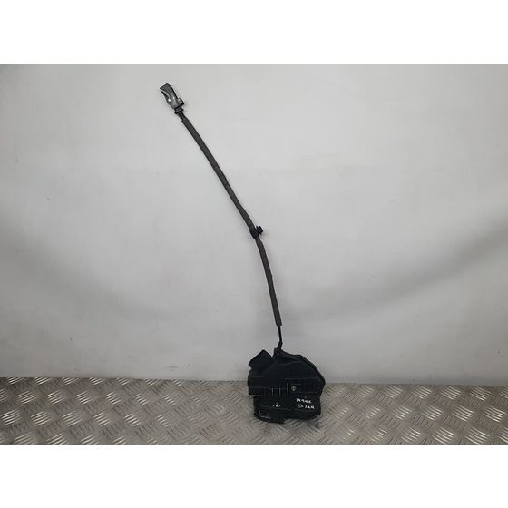 Cerradura Puerta Delantera Izquierda Para Ford Focus Lim.