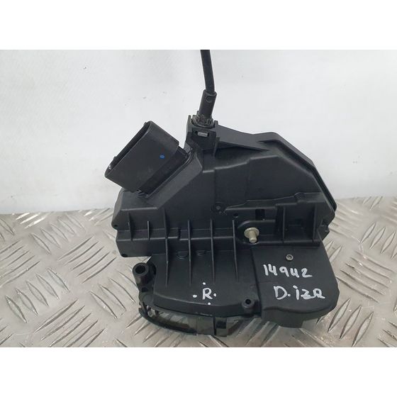 Cerradura Puerta Delantera Izquierda Para Ford Focus Lim.