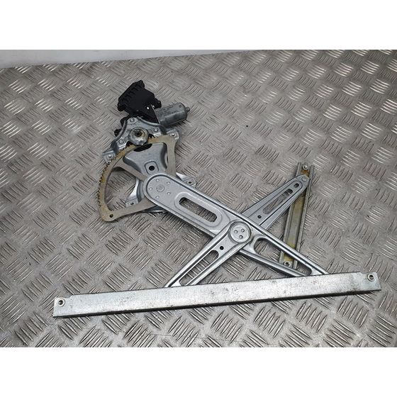 Elevalunas Delantero Izquierdo Para Toyota Avensis