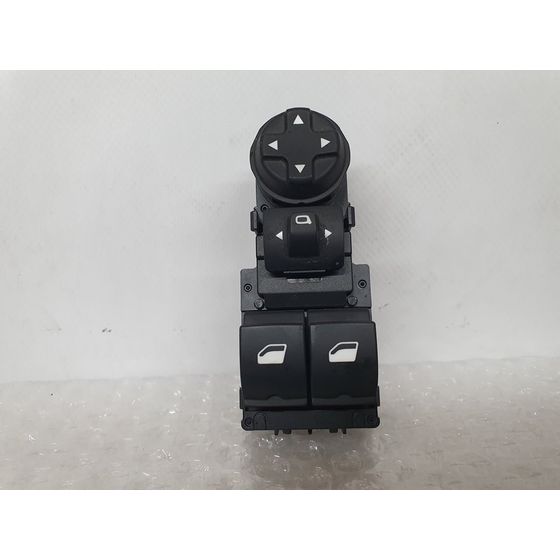 Mando Elevalunas Delantero Izquierdo Para Peugeot 208