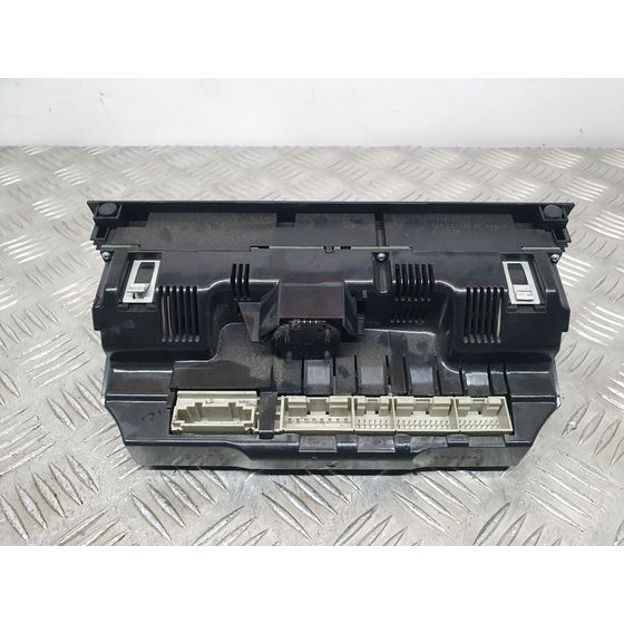 Mando Climatizador para Audi Q7 (4L)