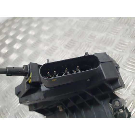 Cerradura Puerta Delantera Derecha para Ford Transit Courier