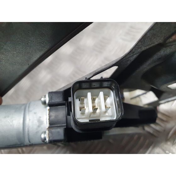 Elevalunas Delantero Derecho para Honda Civic Berlina 5
