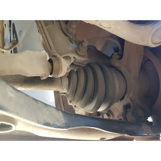 Transmision Delantera Derecha Para Ford Fiesta