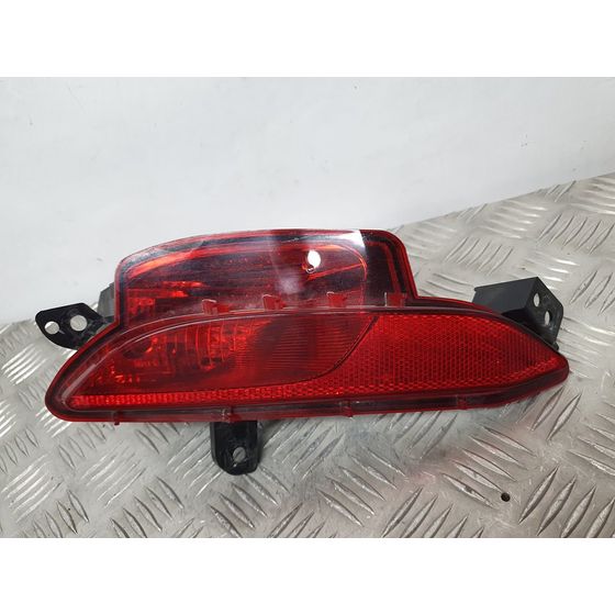 Piloto Trasero Izquierdo Paragolpes Para Fiat Tipo Ii Berlina
