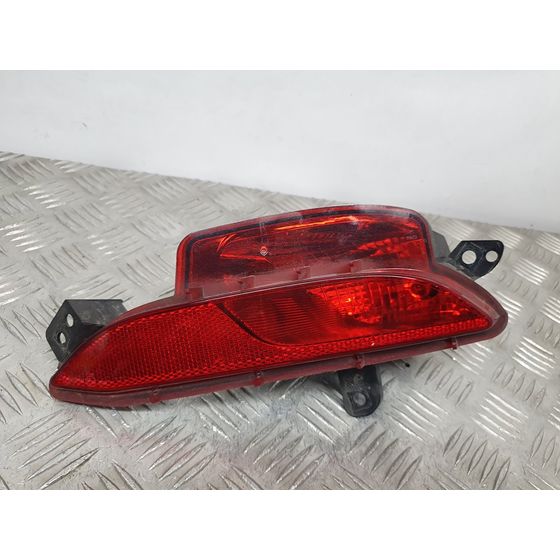Piloto Trasero Derecho Paragolpes Para Fiat Tipo Ii Fam