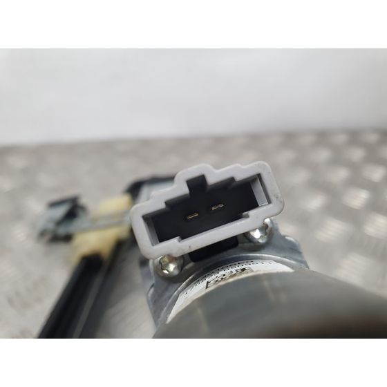 Elevalunas Delantero Derecho Para Volkswagen Up!
