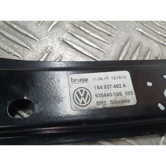 Elevalunas Delantero Derecho Para Volkswagen Up!