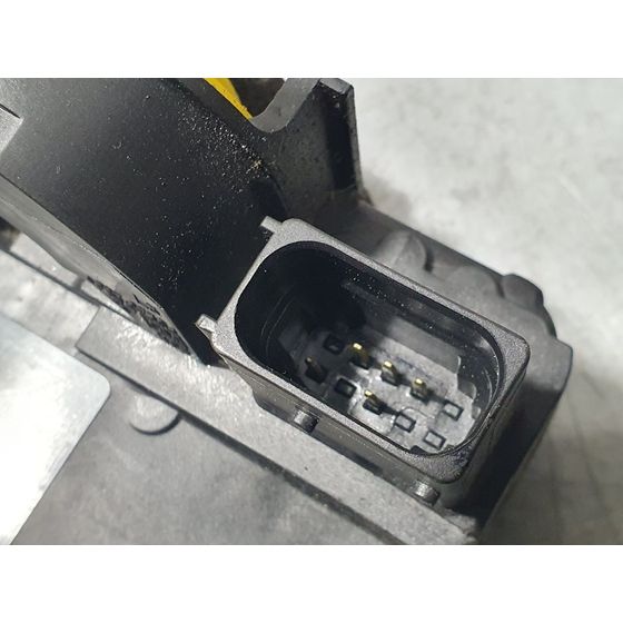Cerradura Puerta Delantera Izquierda Para Opel Astra J Lim.