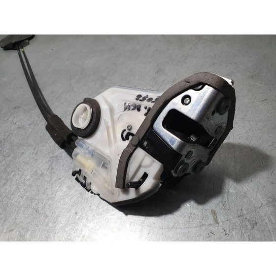 Cerradura Puerta Trasera Derecha Para Toyota Prius+