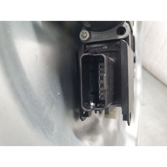 Elevalunas Delantero Derecho Para Hyundai Ix20