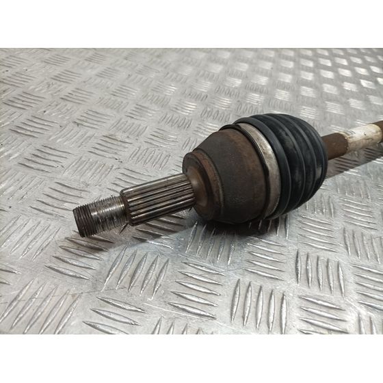 Transmision Delantera Izquierda Para Ford Fiesta