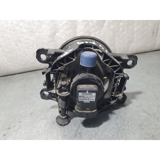 Faro Antiniebla Derecho para Dacia Duster