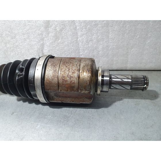 Transmision Delantera Izquierda Para Dacia Duster