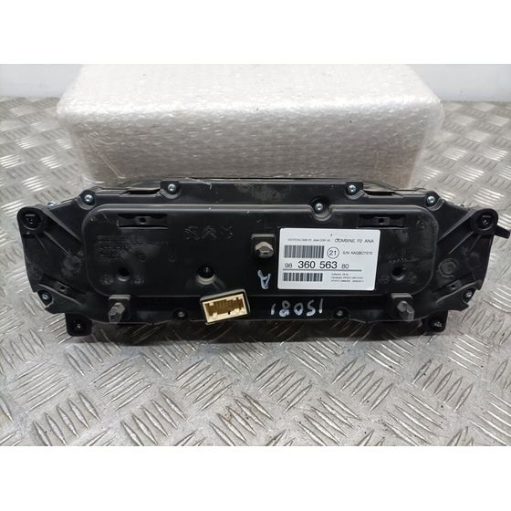 Cuadro Instrumentos Para Peugeot 2008