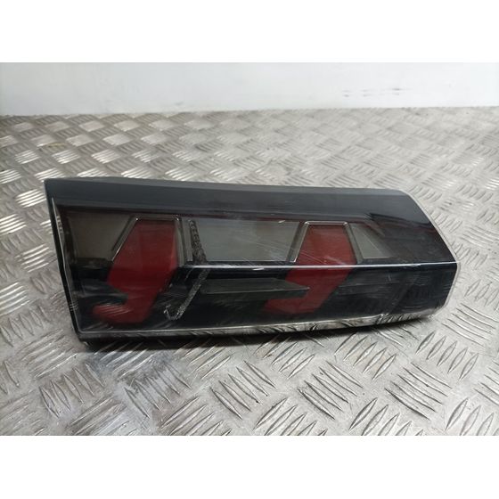 Piloto Trasero Izquierdo Para Peugeot 2008