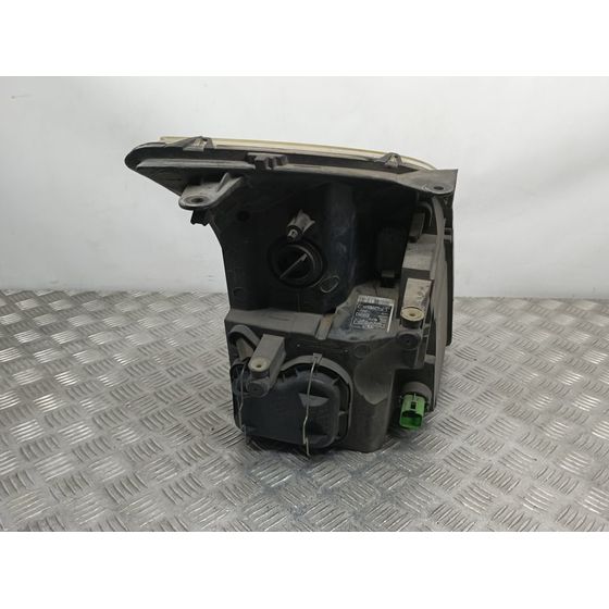 Faro Izquierdo Para Ford Transit Caja Cerrada '06