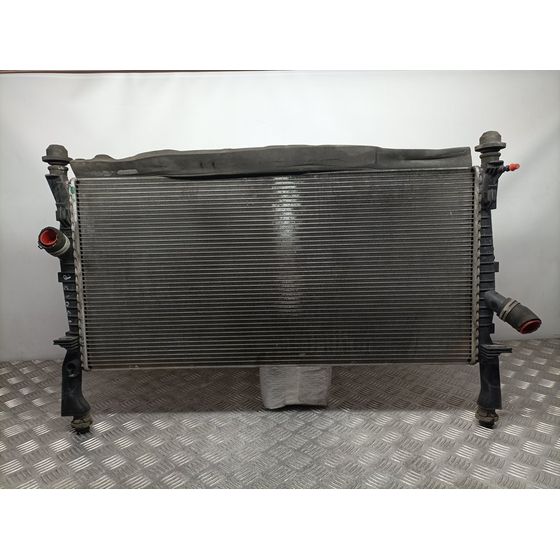 Radiador Agua Para Ford Transit Caja Cerrada '06