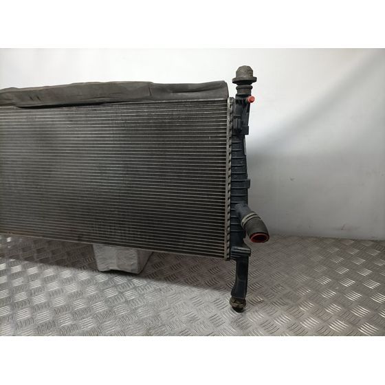Radiador Agua Para Ford Transit Caja Cerrada '06