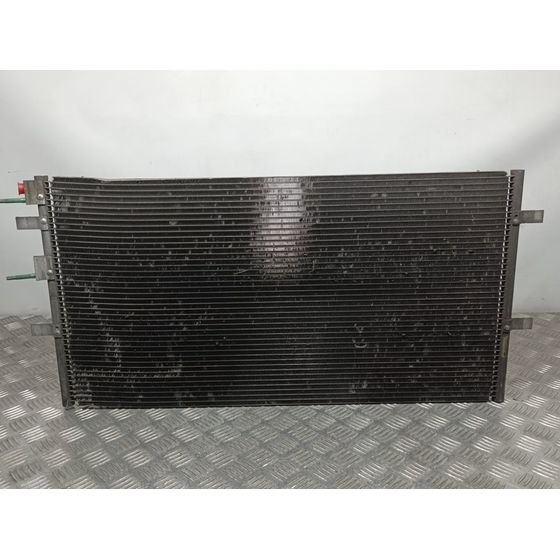 Condensador / Radiador Aire Acondicionado Para Ford Transit Caja Cerrada '06