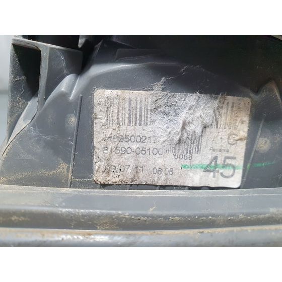 Piloto Trasero Izquierdo para Toyota Avensis (T27)