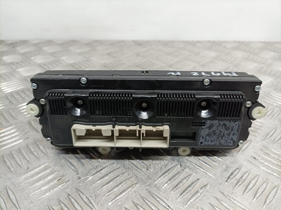 Mando Climatizador Para Volkswagen Golf V Berlina
