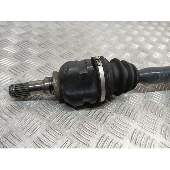 Transmision Delantera Derecha Para Toyota Auris
