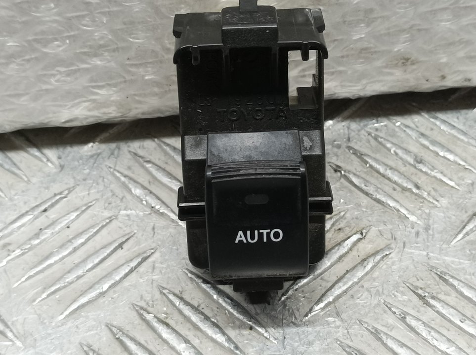 Mando Elevalunas Delantero Derecho Para Toyota Auris