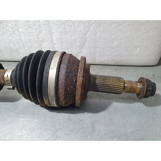 Transmision Delantera Derecha Para Toyota Avensis