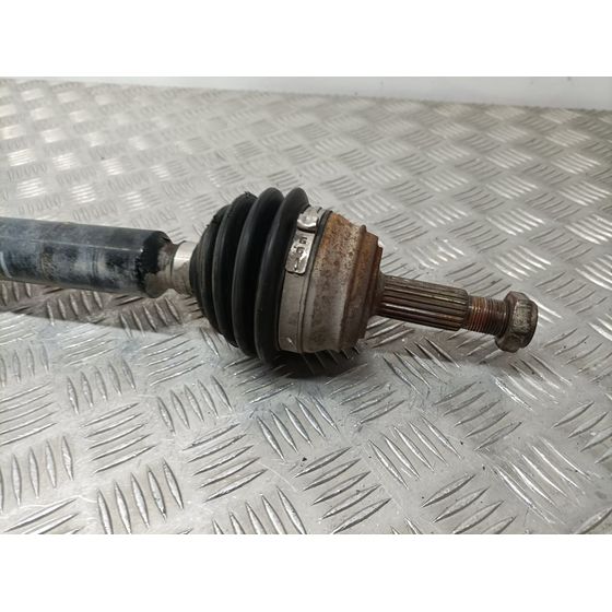 Transmision Delantera Derecha Para Volkswagen Vento