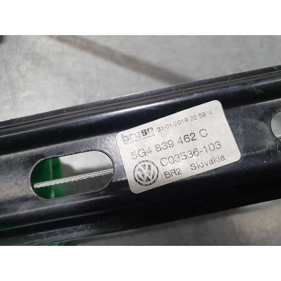 Elevalunas Trasero Derecho Para Volkswagen Golf Vii Lim.