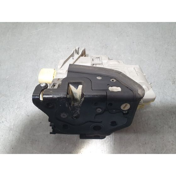 Cerradura Puerta Delantera Derecha Para Audi Q7