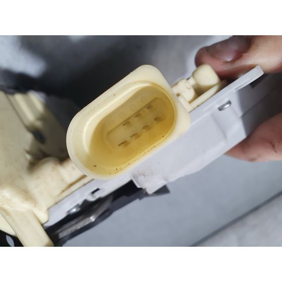 Cerradura Puerta Delantera Derecha Para Audi Q7