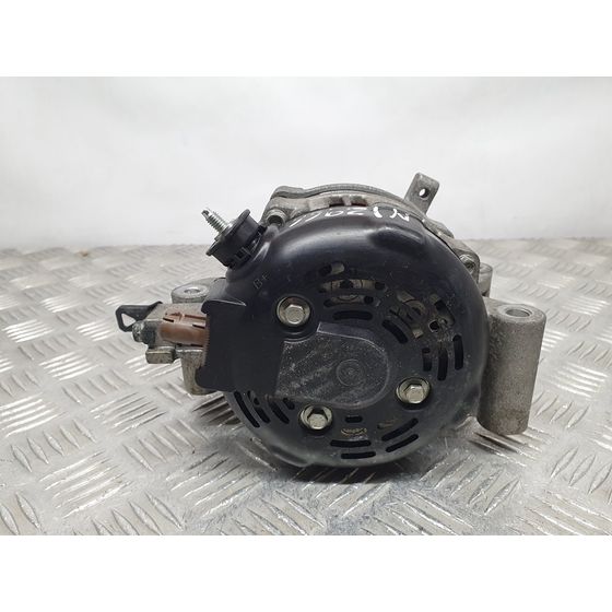 Alternador Para Toyota Auris Touring Sports