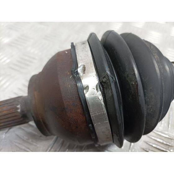 Transmision Delantera Izquierda Para Peugeot 2008