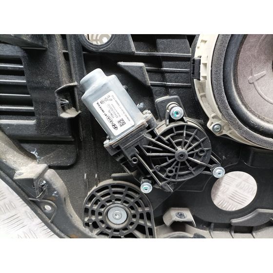 Elevalunas Trasero Izquierdo Para Hyundai I30
