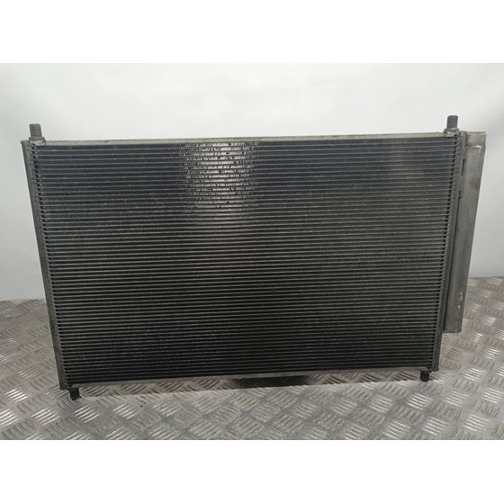 Condensador / Radiador Aire Acondicionado Para Toyota Verso