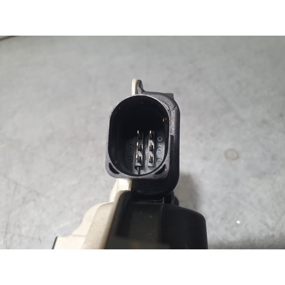 Cerradura Puerta Trasera Derecha para Volkswagen Passat Cc (357)