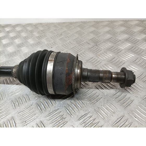 Transmision Delantera Derecha Para Chevrolet Cruze Hatchback