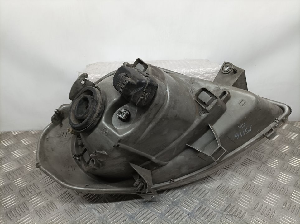 Faro Izquierdo Para Renault Trafic Caja Cerrada