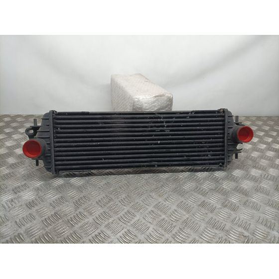 Intercooler Para Renault Trafic Caja Cerrada