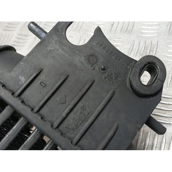 Intercooler Para Renault Trafic Caja Cerrada