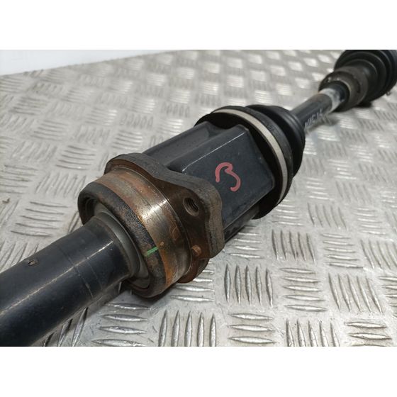 Transmision Delantera Derecha Para Toyota Avensis
