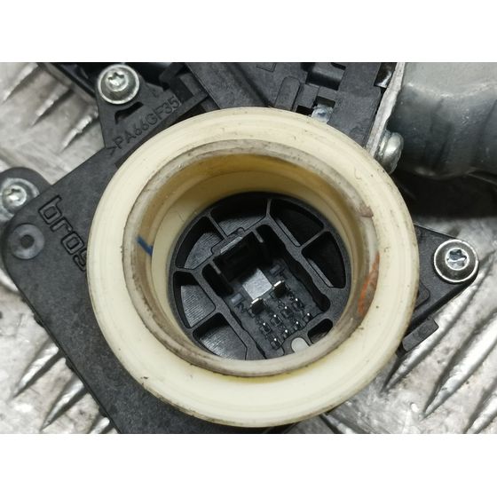 Elevalunas Delantero Izquierdo Para Toyota Avensis