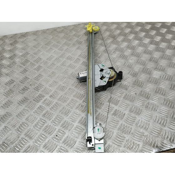 Elevalunas Delantero Derecho Para Renault Trafic Combi
