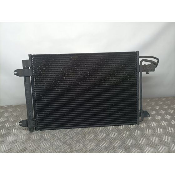 Condensador / Radiador Aire Acondicionado Para Volkswagen Golf V Berlina