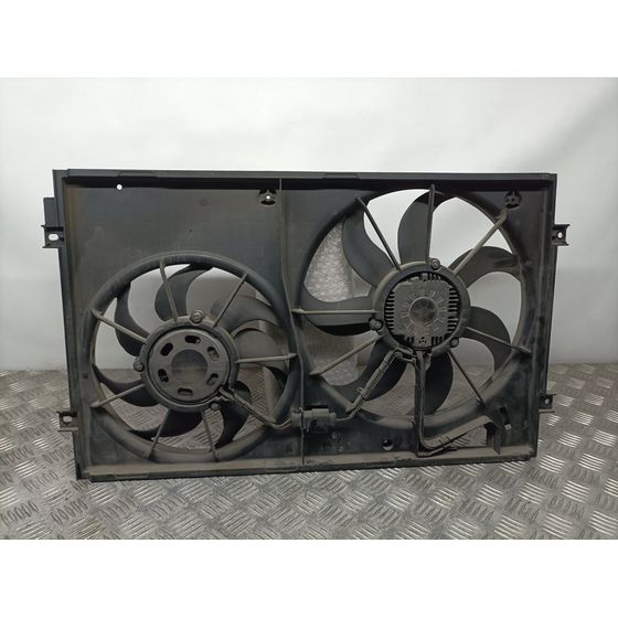 Electroventilador Para Volkswagen Golf V Berlina