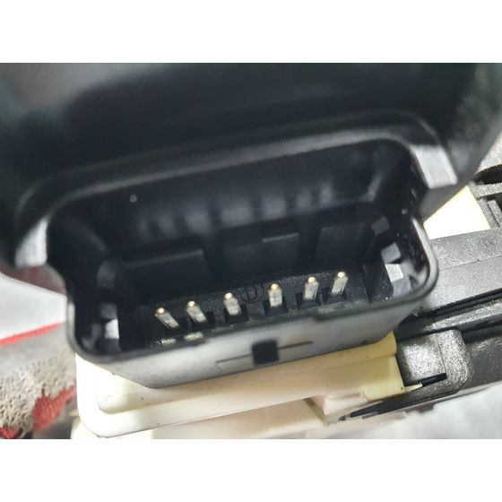 Cerradura Puerta Delantera Izquierda Para Peugeot 5008